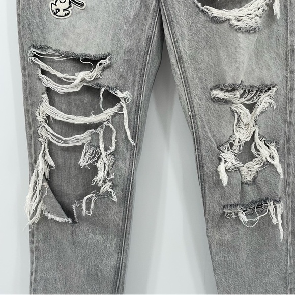 AE x Peanuts Snoopy Gray Mom Jeans – Size 6 - Picture 6 of 16